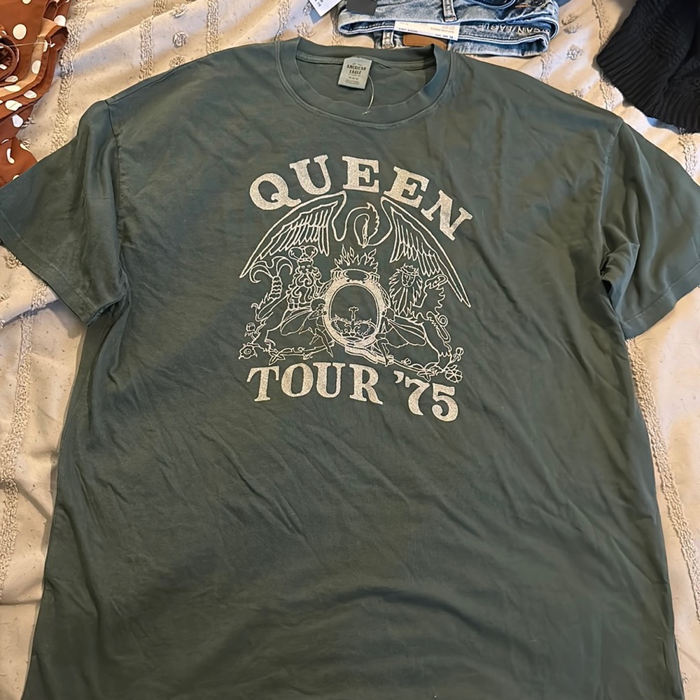 American eagle band tee